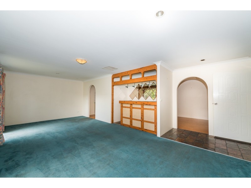 11 Woodbry Crescent, Tamworth NSW 2340