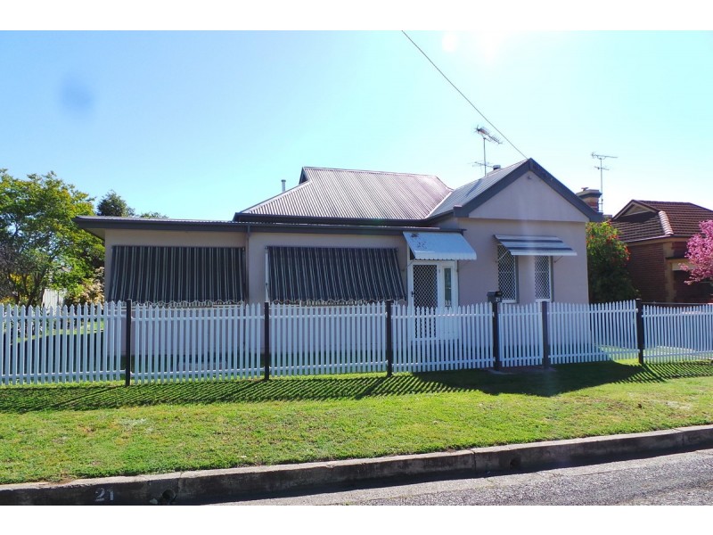 21 King Street, Tamworth NSW 2340