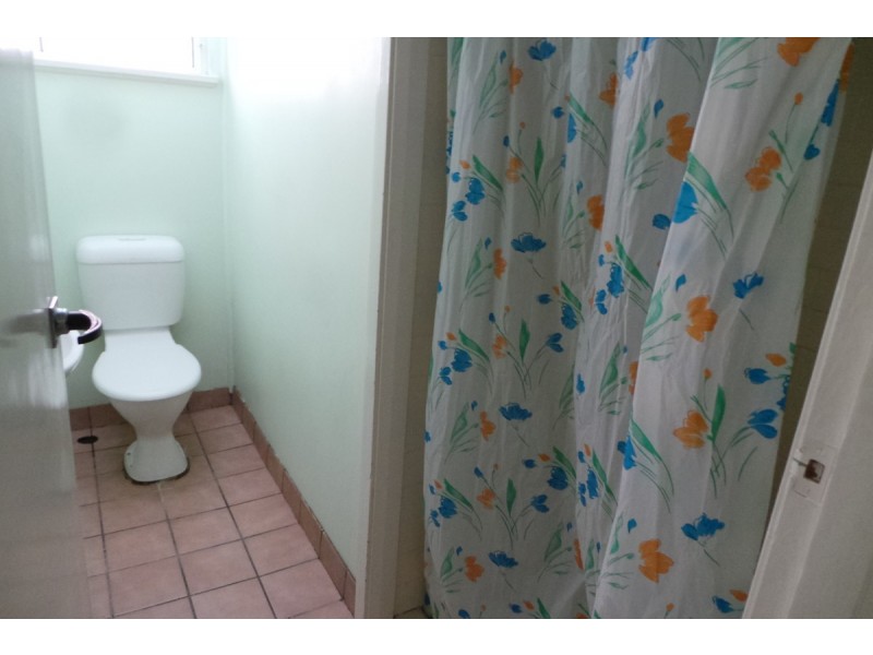 2/463 Peel Steet, Tamworth NSW 2340