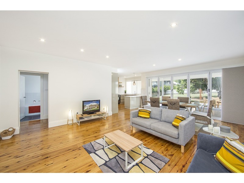 130 Carthage Street, Tamworth NSW 2340