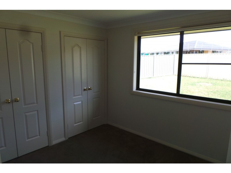 13 Eagle Avenue, Tamworth NSW 2340