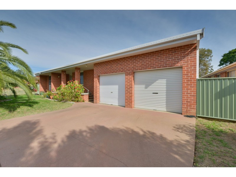4 Baringa Place, Tamworth NSW 2340
