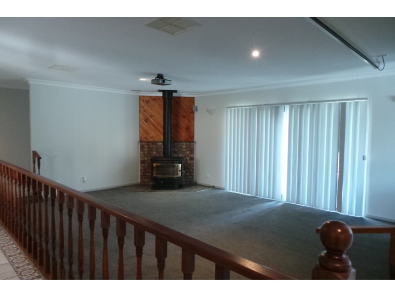 13 Banjo Circuit, Tamworth NSW 2340