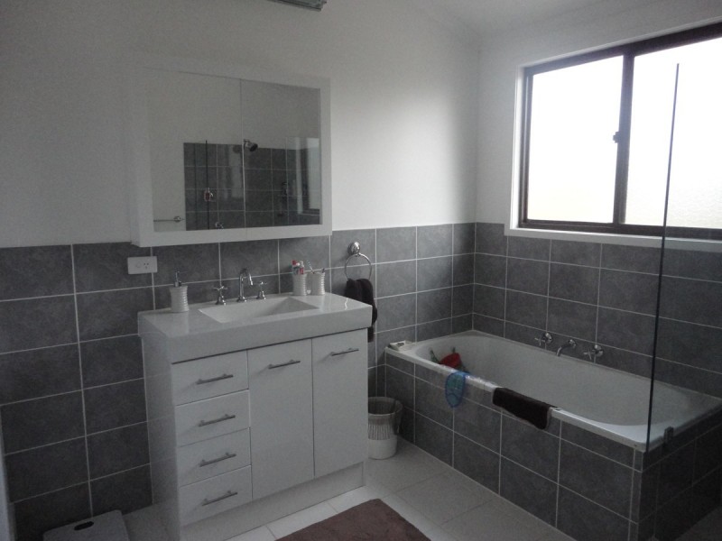 49 Woodside Chase, Tamworth NSW 2340