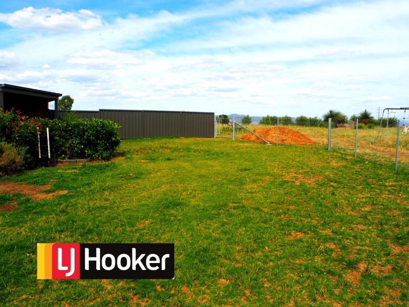 3/Greg Norman Drive, Tamworth NSW 2340