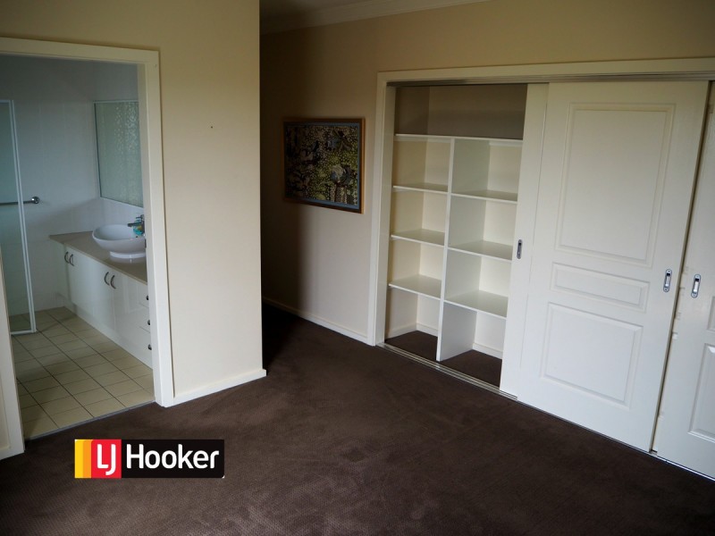 2/Greg Norman Drive, Tamworth NSW 2340