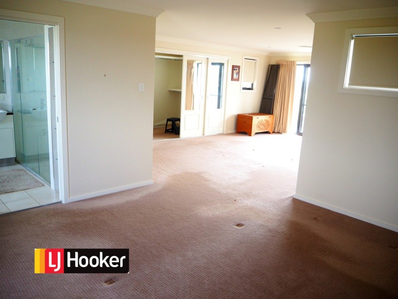 2/Greg Norman Drive, Tamworth NSW 2340