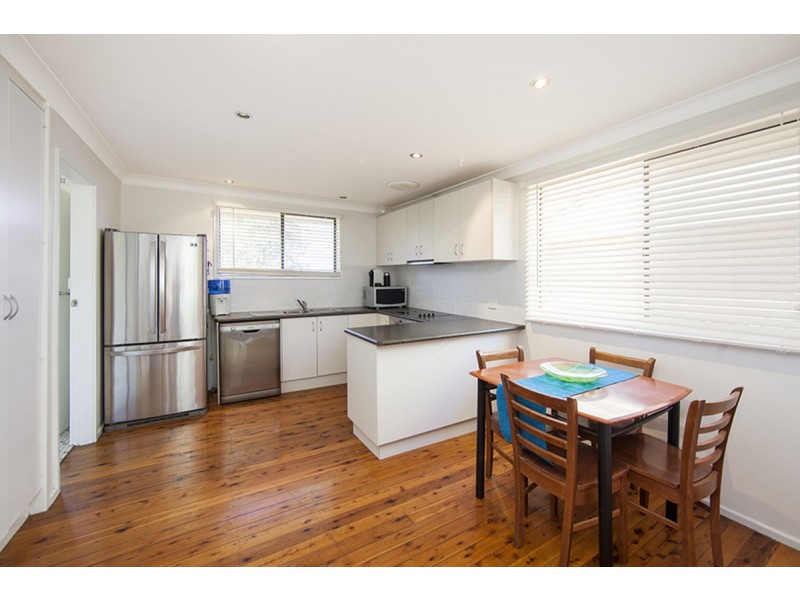 111 Manilla Road, Tamworth NSW 2340