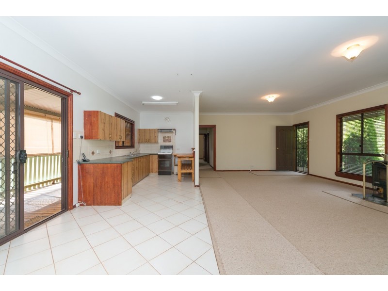 825 Barry Road, Hanging Rock NSW 2340