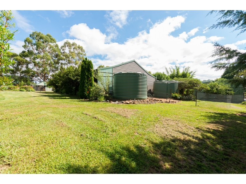825 Barry Road, Hanging Rock NSW 2340