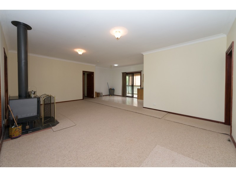 825 Barry Road, Hanging Rock NSW 2340