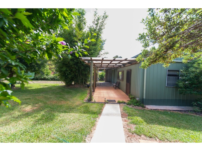 825 Barry Road, Hanging Rock NSW 2340