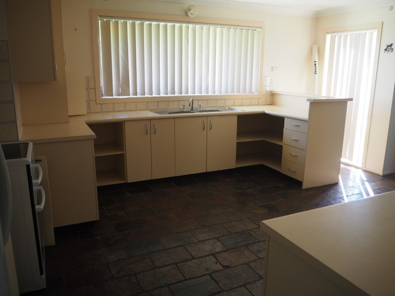 11 Porter Street, Tamworth NSW 2340