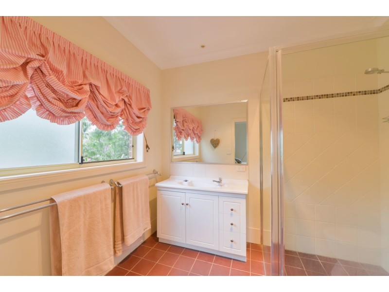 6 Glenview Place, Tamworth NSW 2340