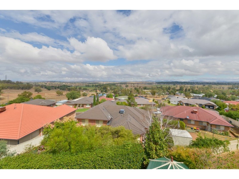6 Glenview Place, Tamworth NSW 2340