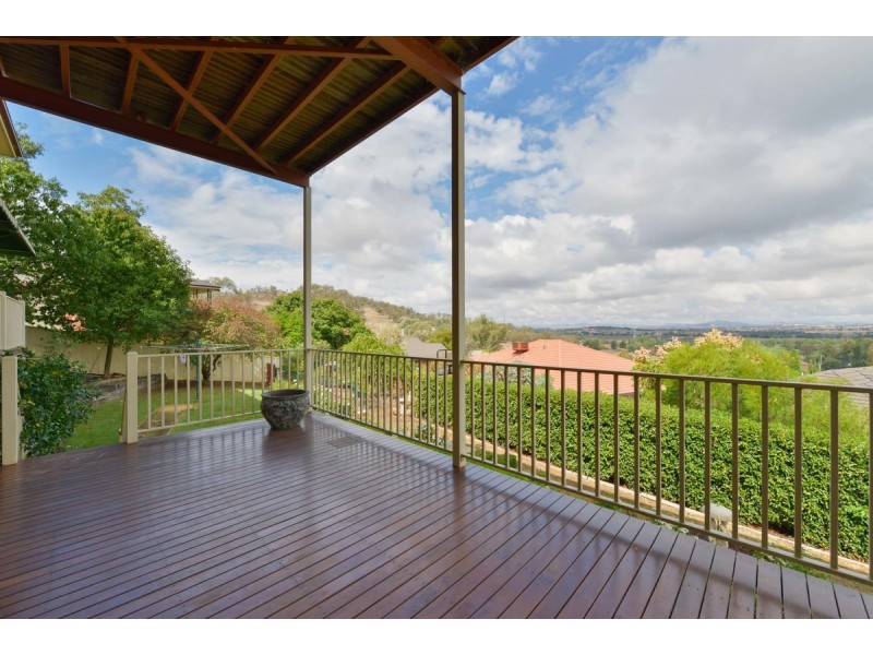 6 Glenview Place, Tamworth NSW 2340