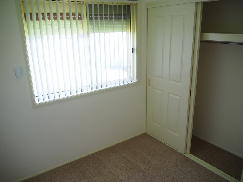 18 Warburton Drive, Tamworth NSW 2340