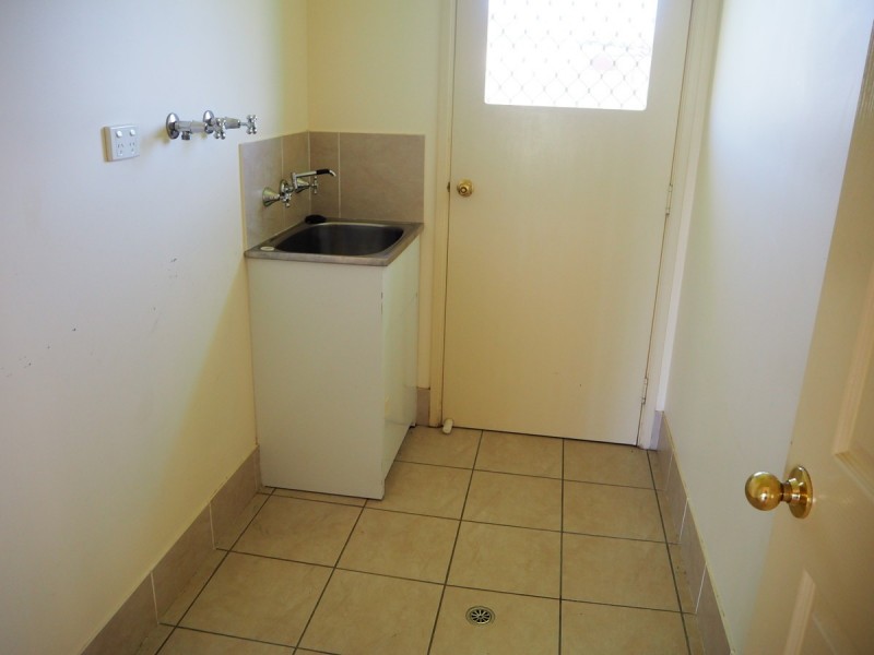 18 Warburton Drive, Tamworth NSW 2340