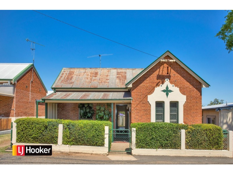 37 Griffin Avenue, Tamworth NSW 2340