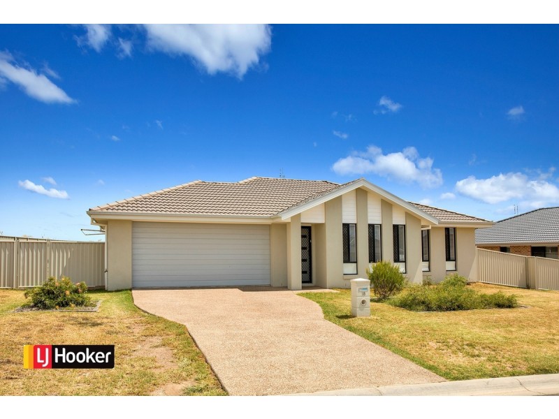 18 Drakeford Street, Tamworth NSW 2340