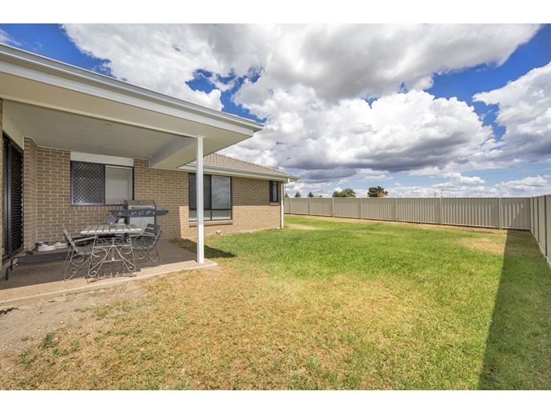 18 Drakeford Street, Tamworth NSW 2340