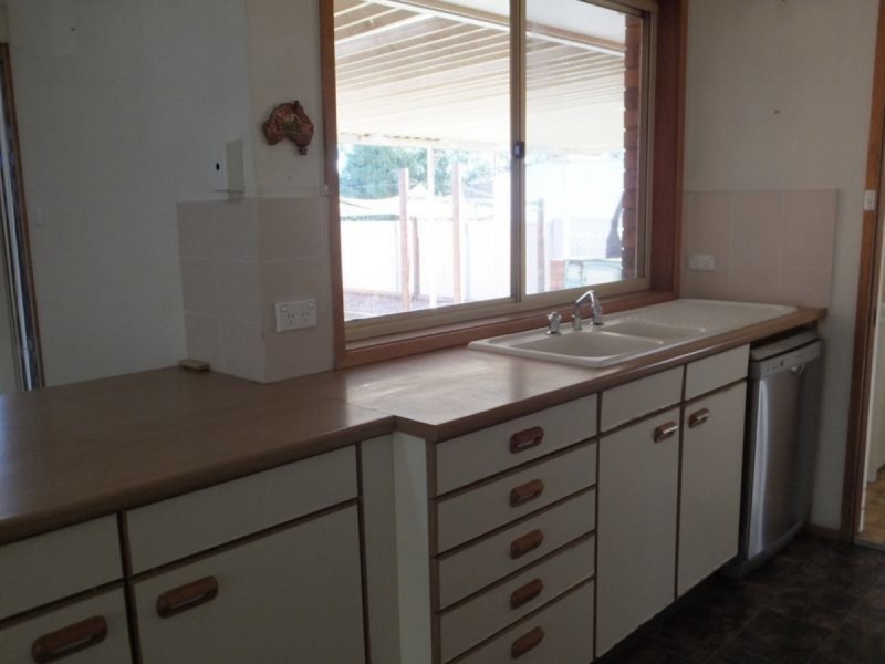 9 Queen Street, Tamworth NSW 2340