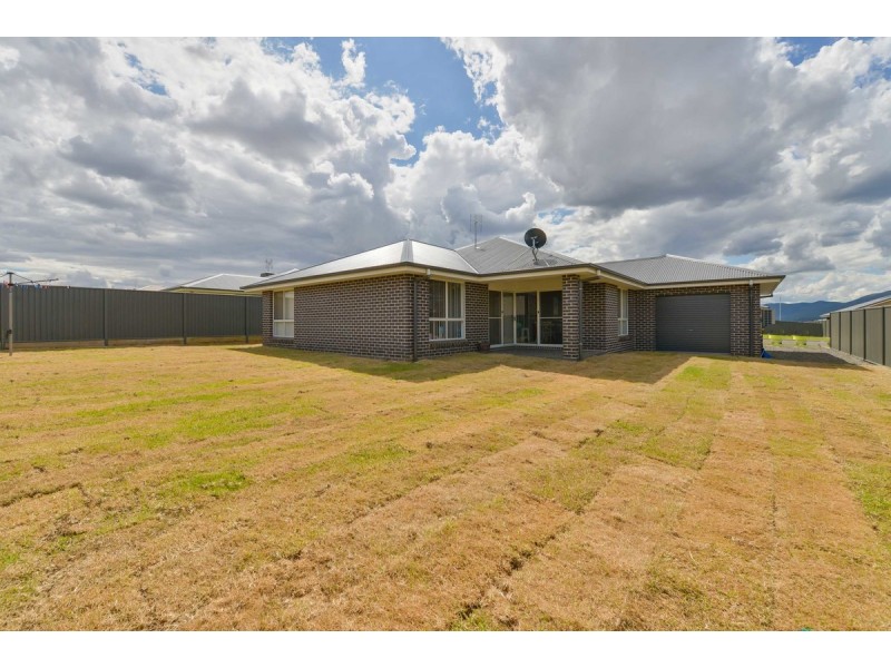 12 Kingham Street, Tamworth NSW 2340