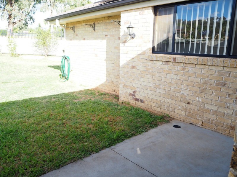 13b James Place, Tamworth NSW 2340