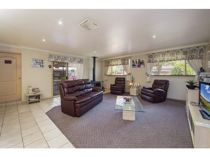 90 Tribe Street, Tamworth NSW 2340