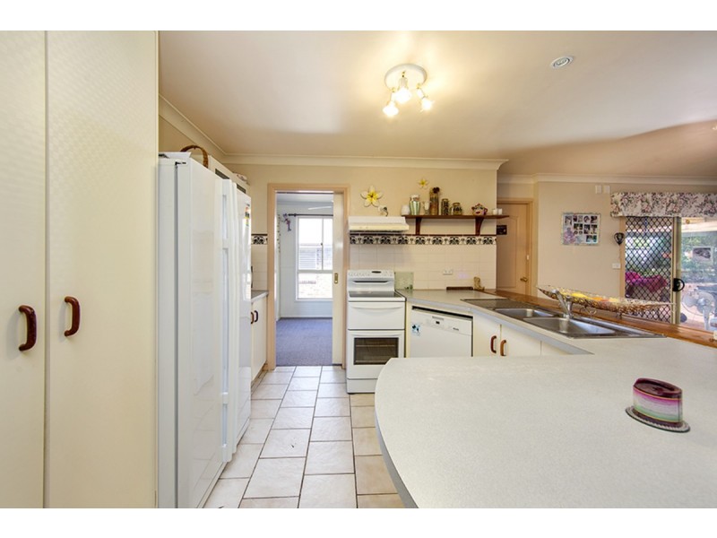 90 Tribe Street, Tamworth NSW 2340