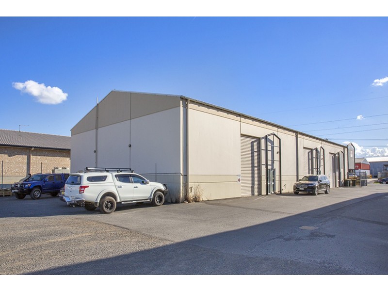 62 Dampier Street, Tamworth NSW 2340