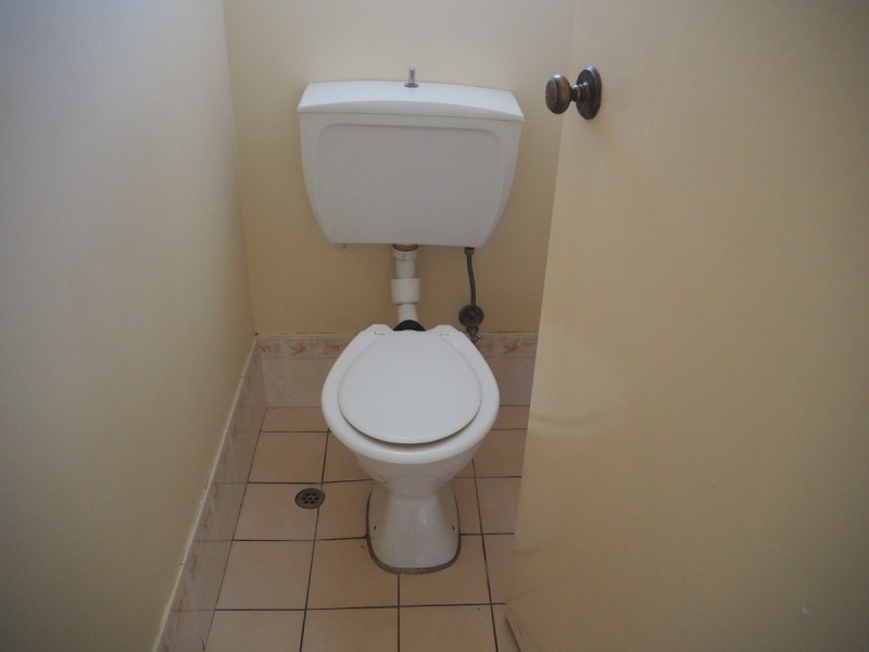 37 Kyooma Street, Tamworth NSW 2340