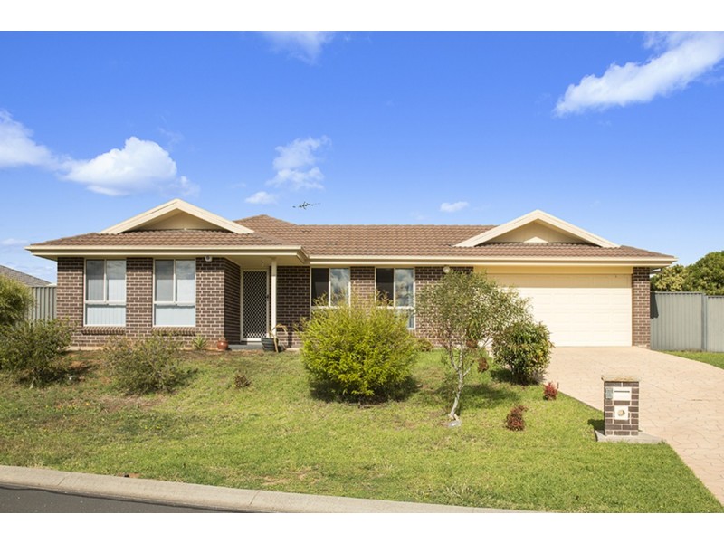 6 Wren Close, Tamworth NSW 2340