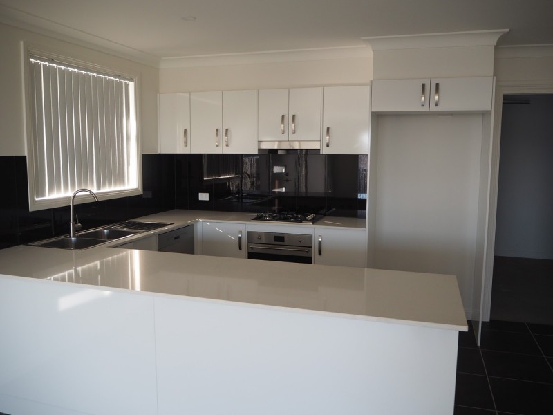 6/7 Curlew Crescent, Tamworth NSW 2340