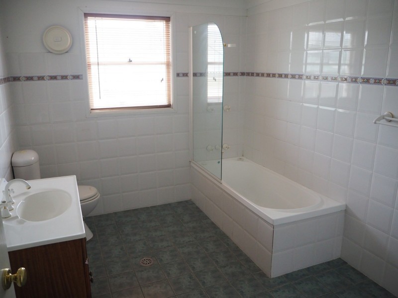 149 Upper Street, Tamworth NSW 2340