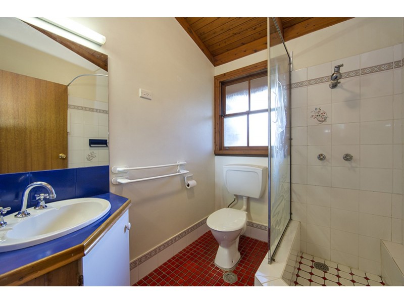 11 Lawson Place, Tamworth NSW 2340