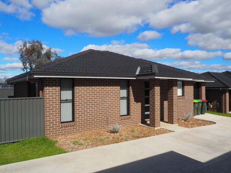 7/7 Curlew Crescent, Tamworth NSW 2340
