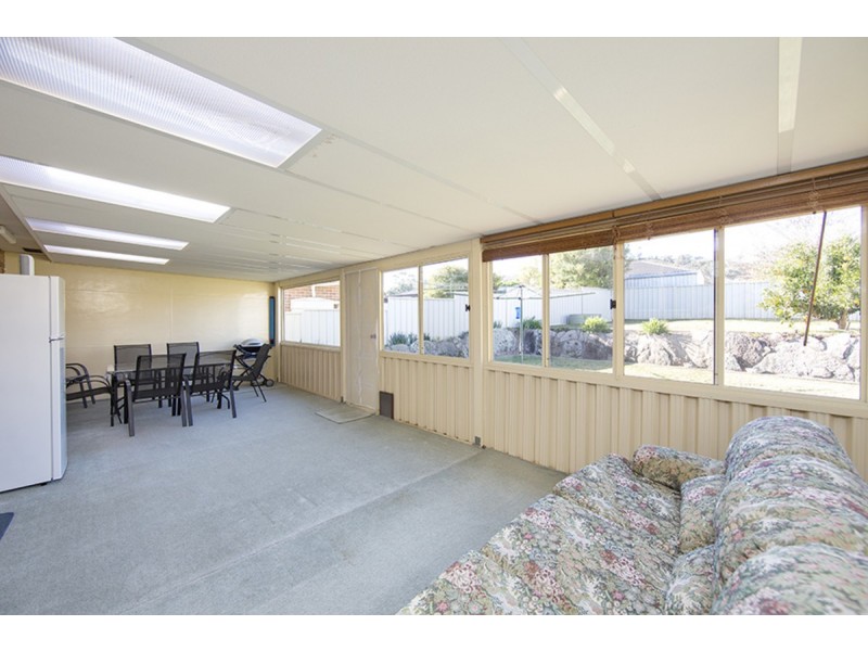 82 Glengarvin Drive, Tamworth NSW 2340