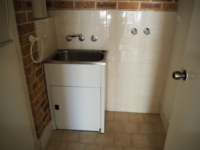 3/12 Illoura Street, Tamworth NSW 2340