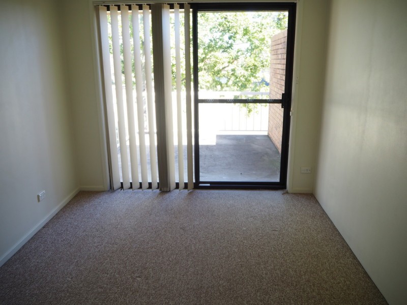 3/12 Illoura Street, Tamworth NSW 2340