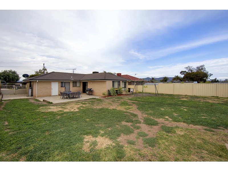 73 Flinders Street, Tamworth NSW 2340