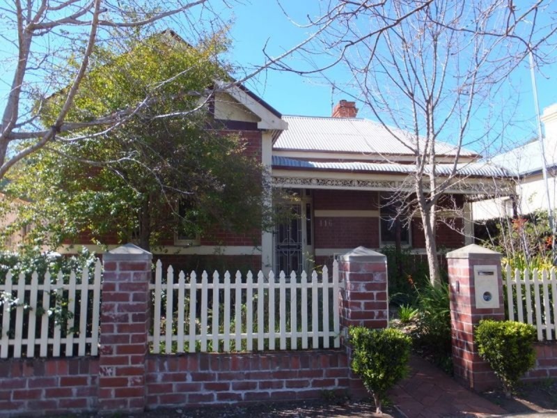 116 Carthage Street, Tamworth NSW 2340