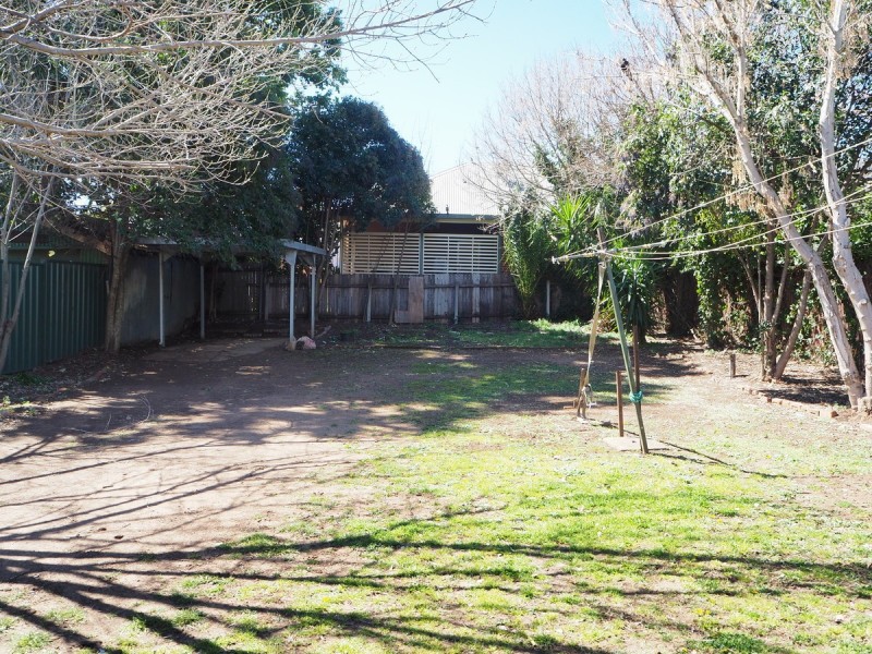 116 Carthage Street, Tamworth NSW 2340