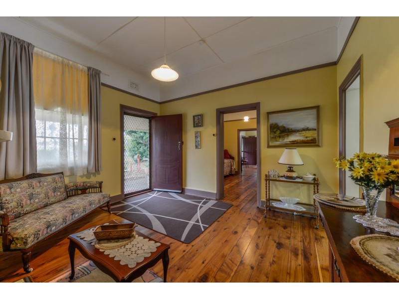 108 Nundle Road, Tamworth NSW 2340