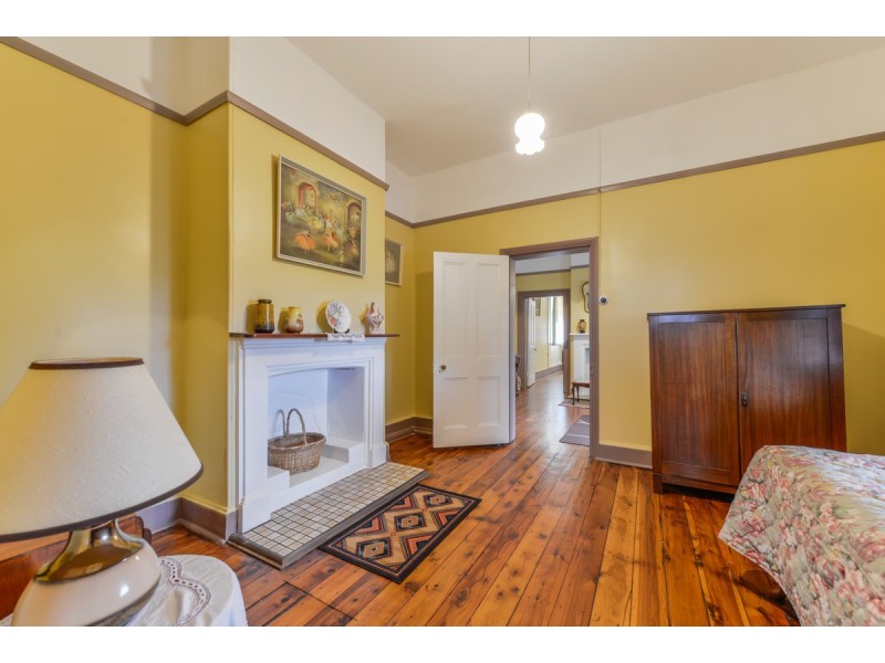 108 Nundle Road, Tamworth NSW 2340