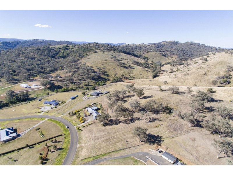 42 Flagstaff Road, Tamworth NSW 2340