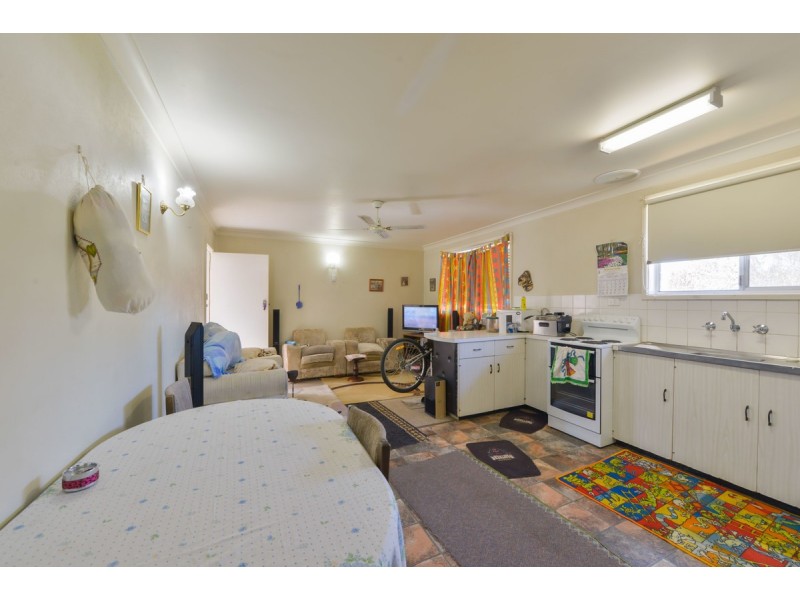 1-4/3 Edinburgh Aveue, Tamworth NSW 2340