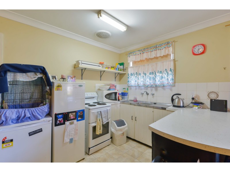 1-4/3 Edinburgh Aveue, Tamworth NSW 2340