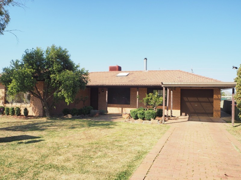20 Mullumbimby Close, Tamworth NSW 2340