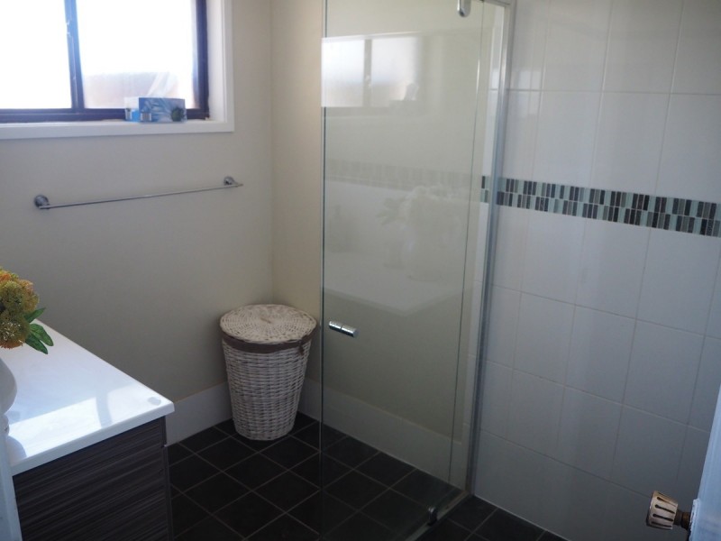 20 Mullumbimby Close, Tamworth NSW 2340